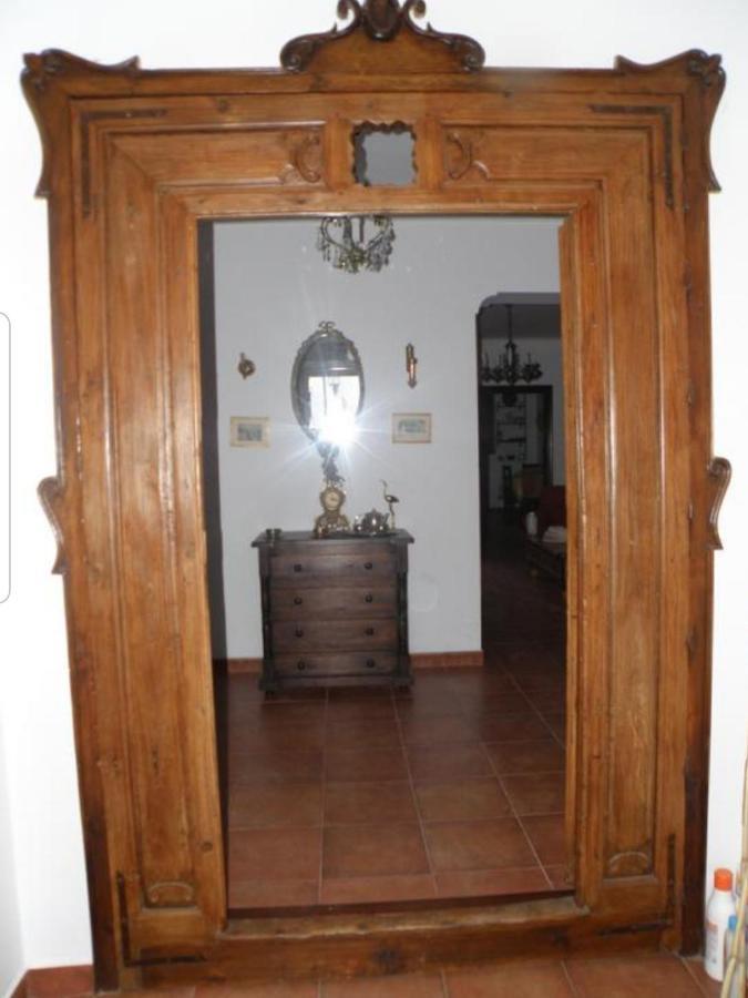 Casa De Tita Dolores กอร์เตส เด ลา ฟรอนเตรา ภายนอก รูปภาพ