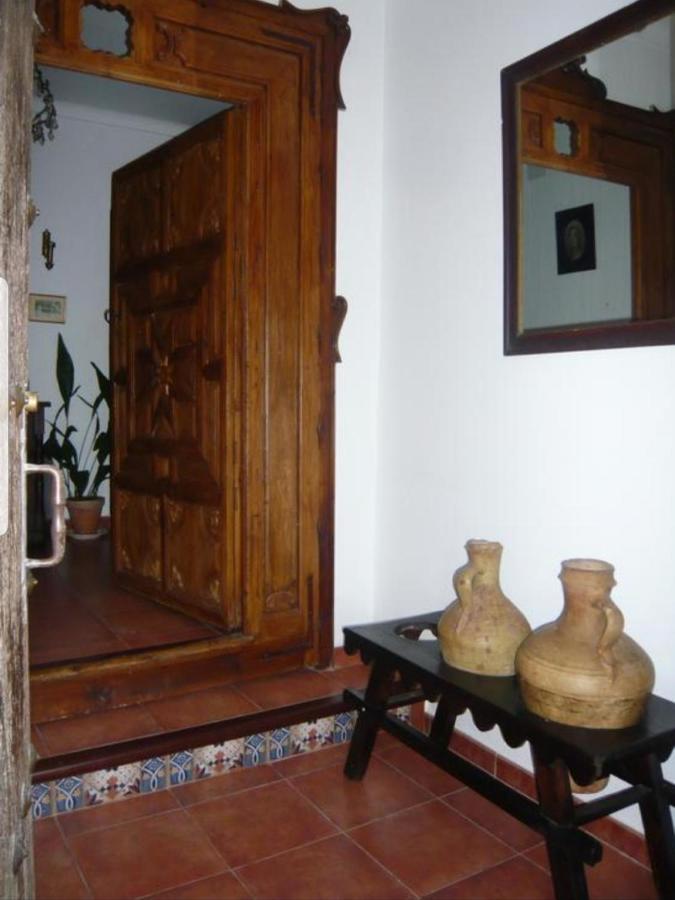 Casa De Tita Dolores กอร์เตส เด ลา ฟรอนเตรา ภายนอก รูปภาพ