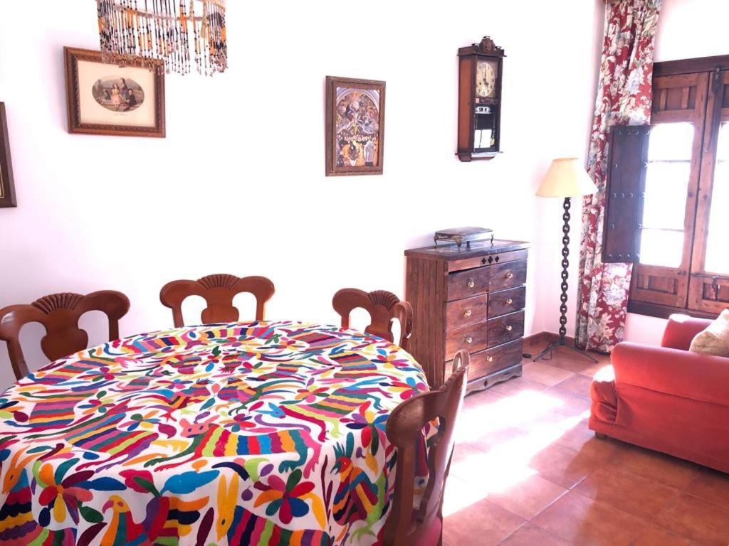 Casa De Tita Dolores กอร์เตส เด ลา ฟรอนเตรา ภายนอก รูปภาพ