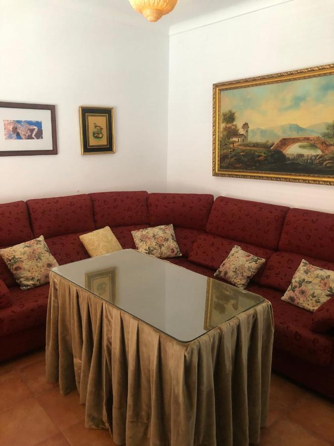 Casa De Tita Dolores กอร์เตส เด ลา ฟรอนเตรา ภายนอก รูปภาพ